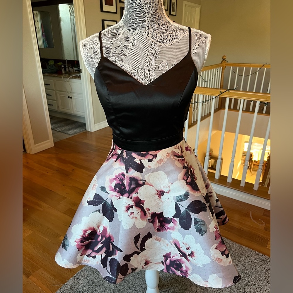 Cocktail, Homecoming dress